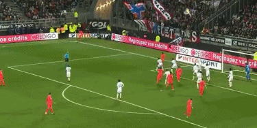 杨铭锐：先踢好中超再说留洋，最想去西班牙（杨铭锐：立足中超再谈留洋，首选西班牙）