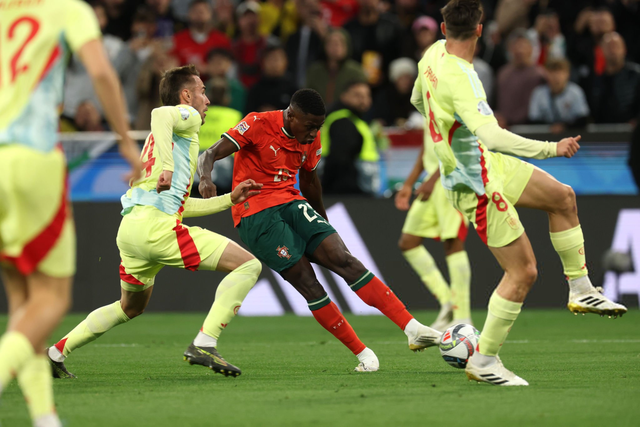 滇超联赛丨免费开放!昆明滇池索道将设立公益观赛点（滇超联赛公益观赛点落地昆明滇池索道，市民可免费观赛）