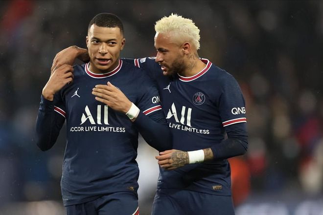 皇家奥维耶多0-0奥萨苏纳，势均力敌（皇家奥维耶多与奥萨苏纳互交白卷，难分高下）