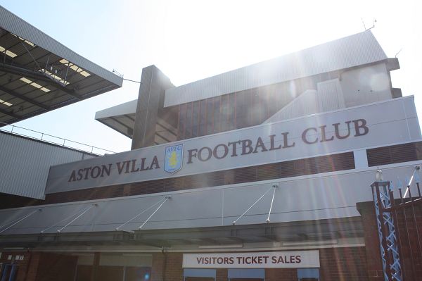 阿迪官网闹乌龙：阿根廷球衣可选印欧预赛臂章，甚至有人已收货（阿迪官网出错：阿根廷球衣竟可加印欧预赛臂章，已有买家收货）