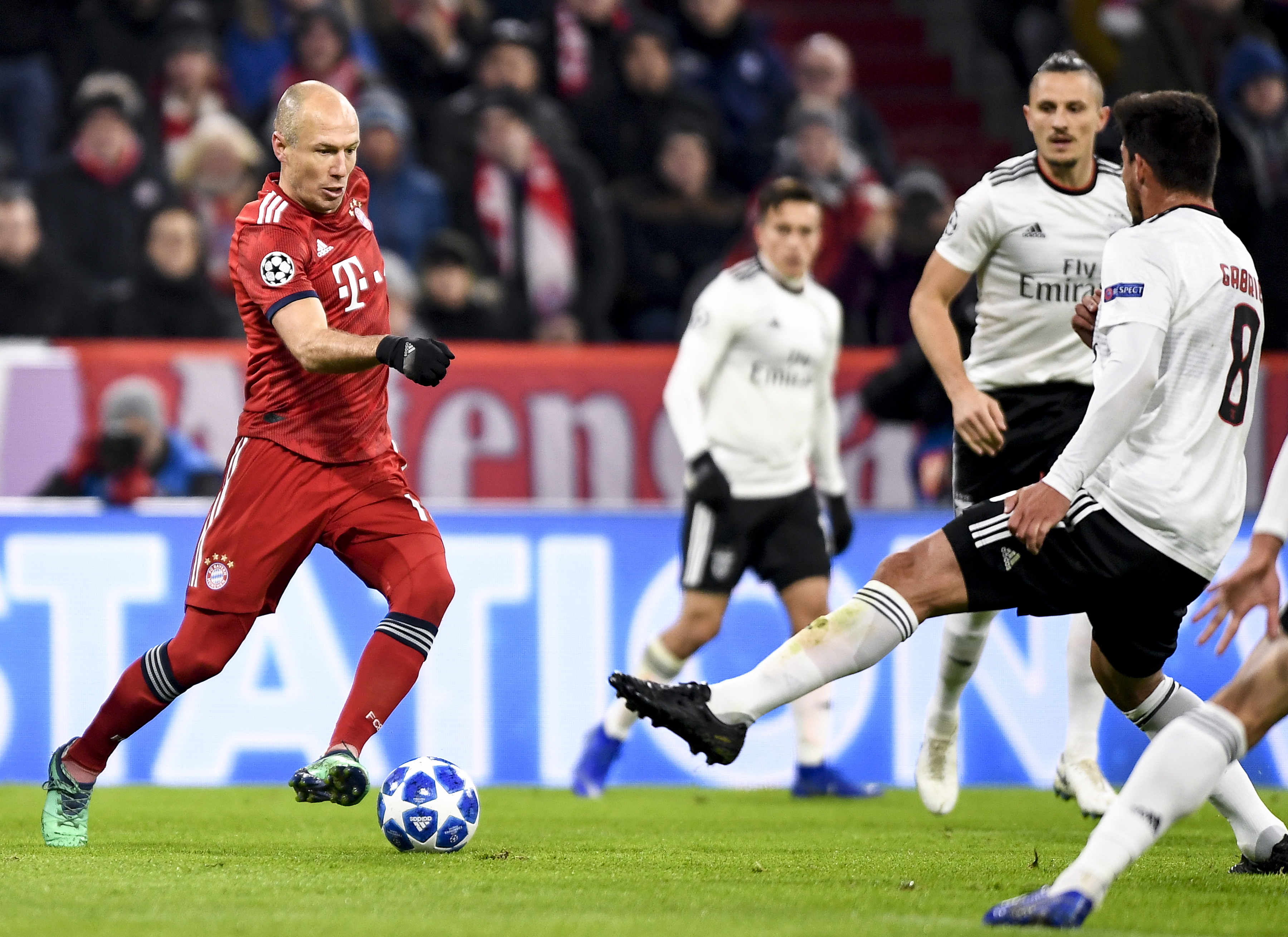 阿足协主席：我们在与斯卡洛尼的代表谈判，想续约到2030年（阿根廷足协主席：正与斯卡洛尼团队洽谈，目标续约至2030年）