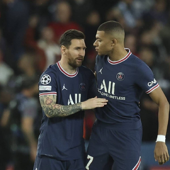 佩蒂特：巴萨仅靠亚马尔无法赢下欧冠，梅西当时也靠众星辅佐（佩蒂特：仅靠亚马尔难夺欧冠，梅西时代同样仰仗群星）