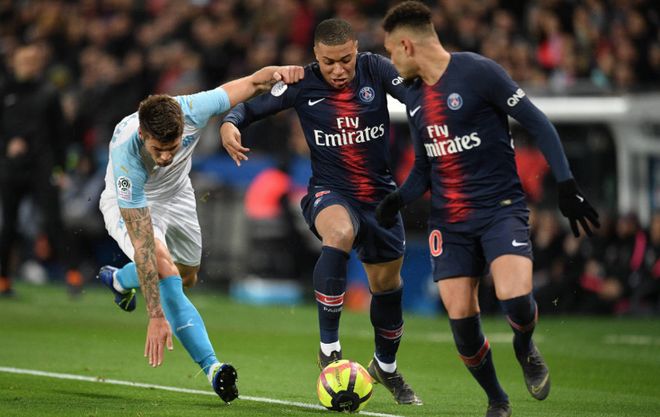 就在昨天，12月5日下午！中超传来了上海申花、斯卢茨基和北京国安的新消息（中超最新进展：12月5日午后，上海申花、斯卢茨基与北京国安均有新动向）