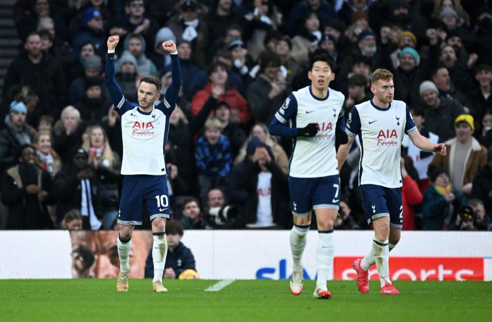 斯基拉：尤文未谈妥麦肯尼续约，两家意甲俱乐部已与球员接触（斯基拉：尤文与麦肯尼续约尚未达成一致，两家意甲球队已与球员沟通）