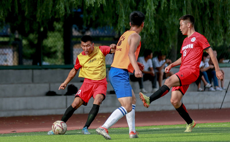 德泽尔比：我没和国米接触过；路易斯-恩里克需要信任（未与国米接触，德泽尔比呼吁给予路易斯-恩里克信任）