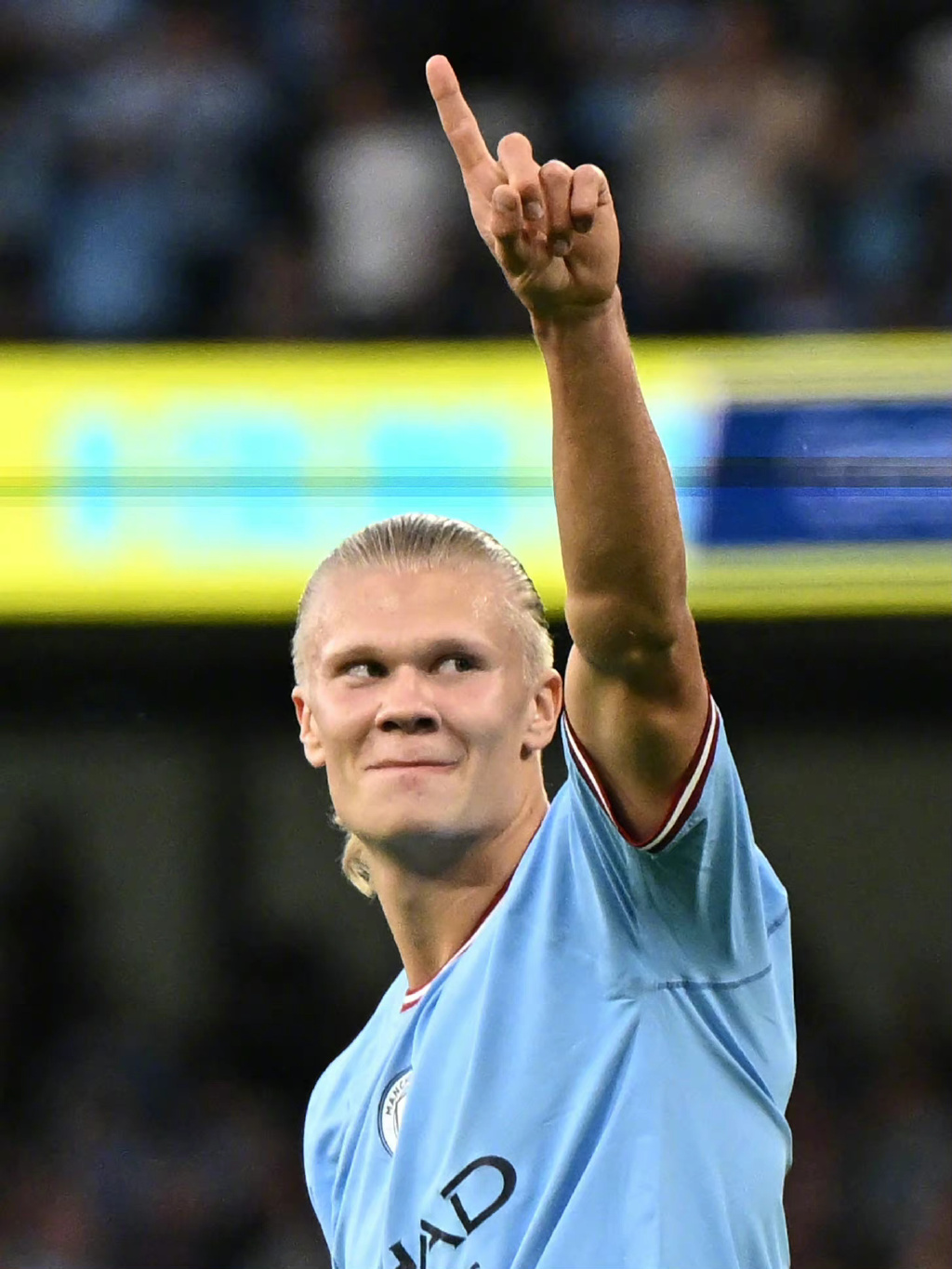 热议成都平广岛：联赛亚冠都蛮硬；租德尔加多需下载反诈app（成都战平广岛引热议：联赛亚冠硬仗不断，租借德尔加多需先下载反诈App）